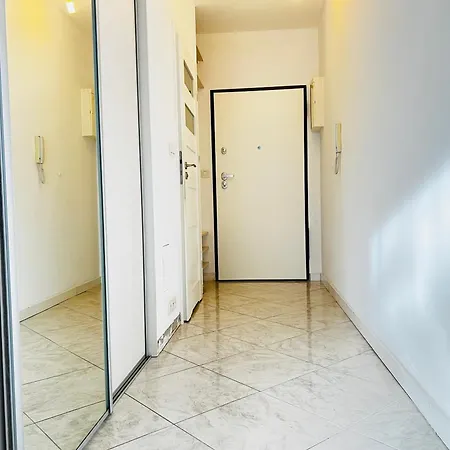 Ok Mieszkanie * Βαρσοβία